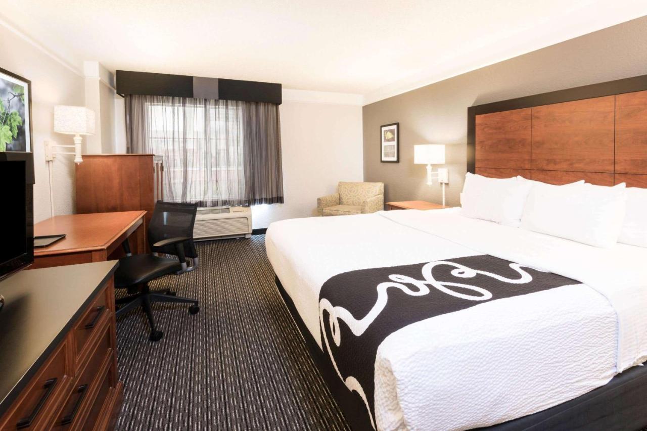 La Quinta Inn & Suites By Wyndham San Antonio Riverwalk Екстер'єр фото