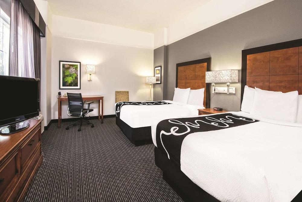 La Quinta Inn & Suites By Wyndham San Antonio Riverwalk Екстер'єр фото