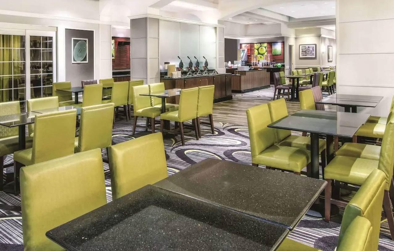 La Quinta Inn & Suites By Wyndham San Antonio Riverwalk Екстер'єр фото