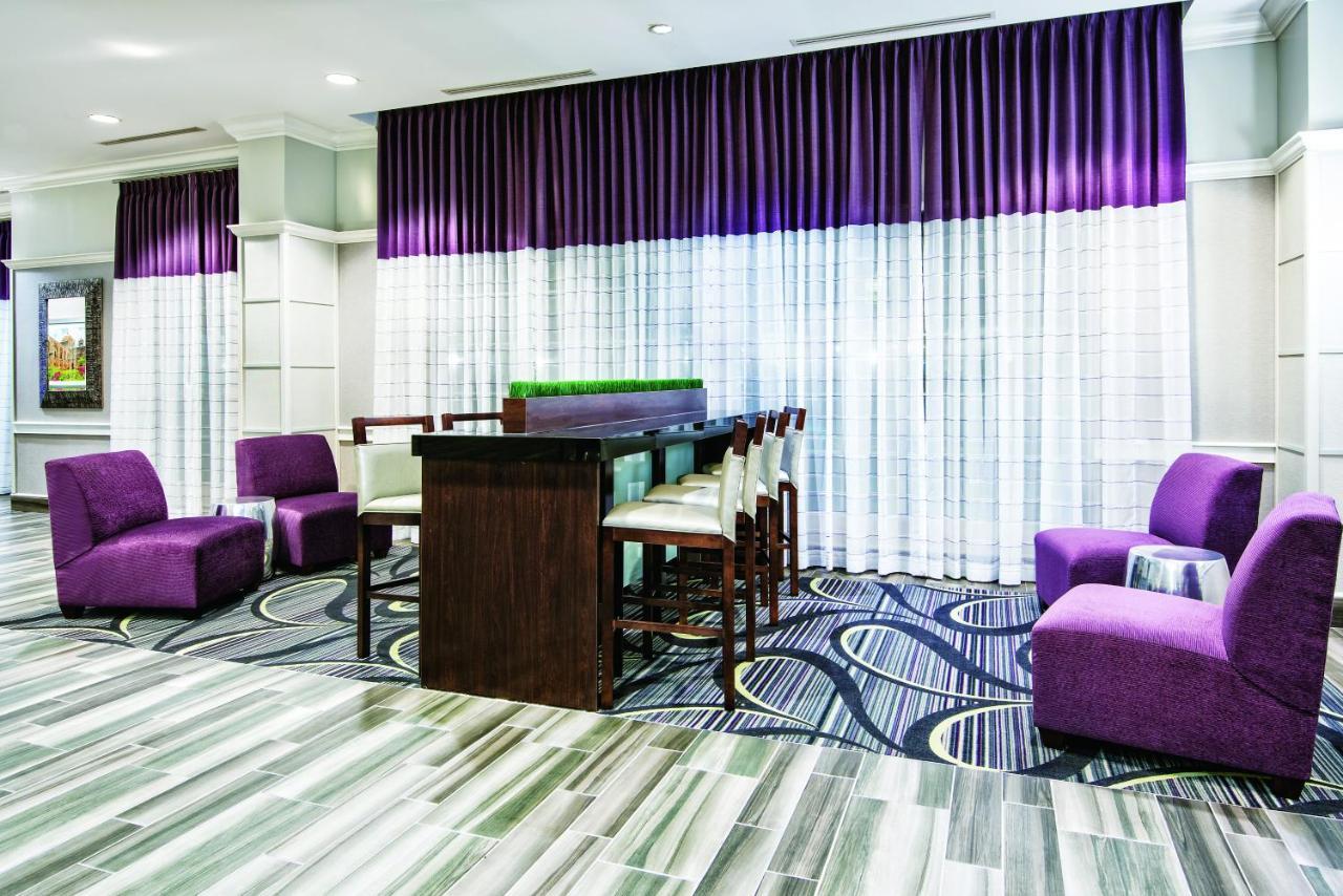 La Quinta Inn & Suites By Wyndham San Antonio Riverwalk Екстер'єр фото