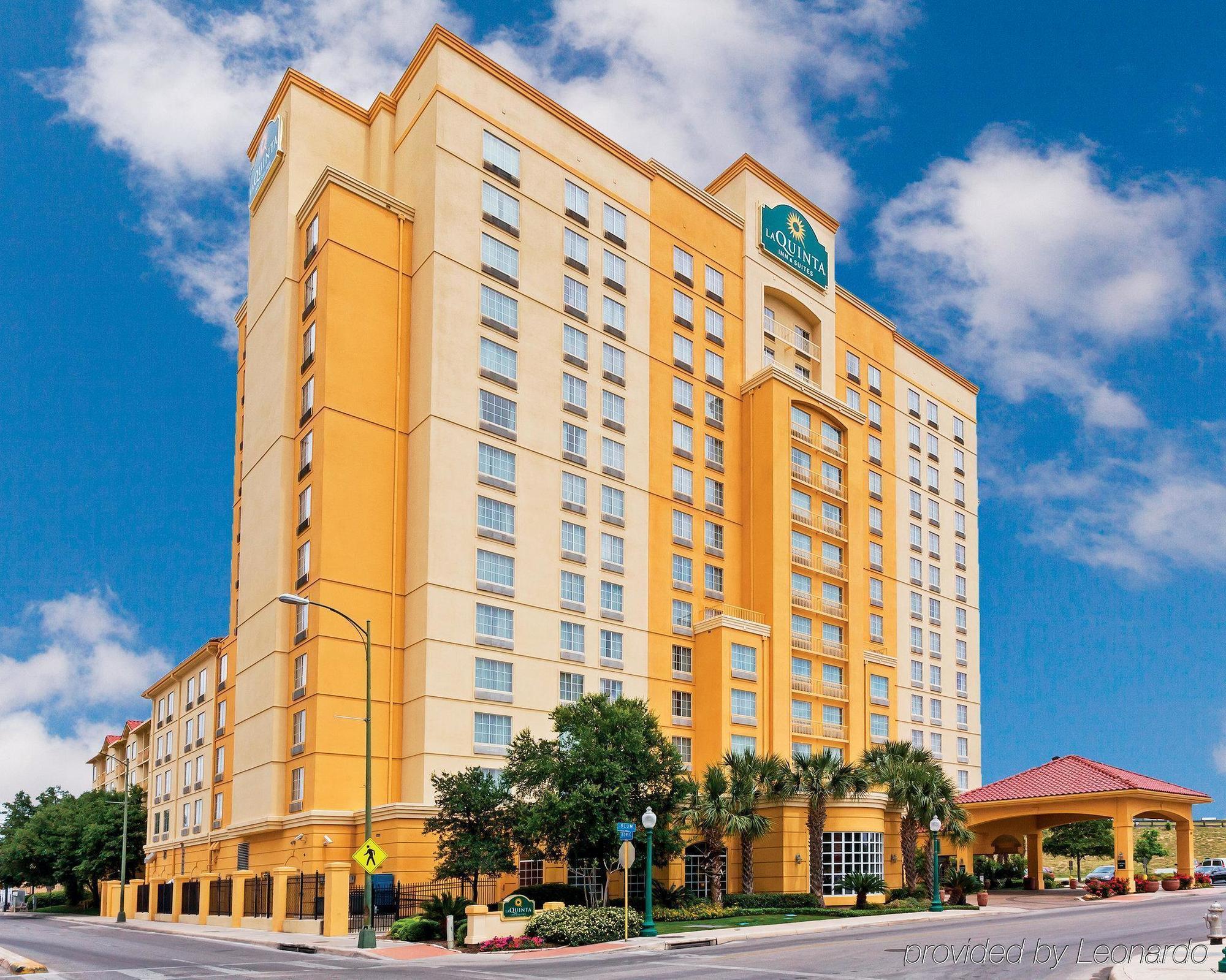 La Quinta Inn & Suites By Wyndham San Antonio Riverwalk Екстер'єр фото