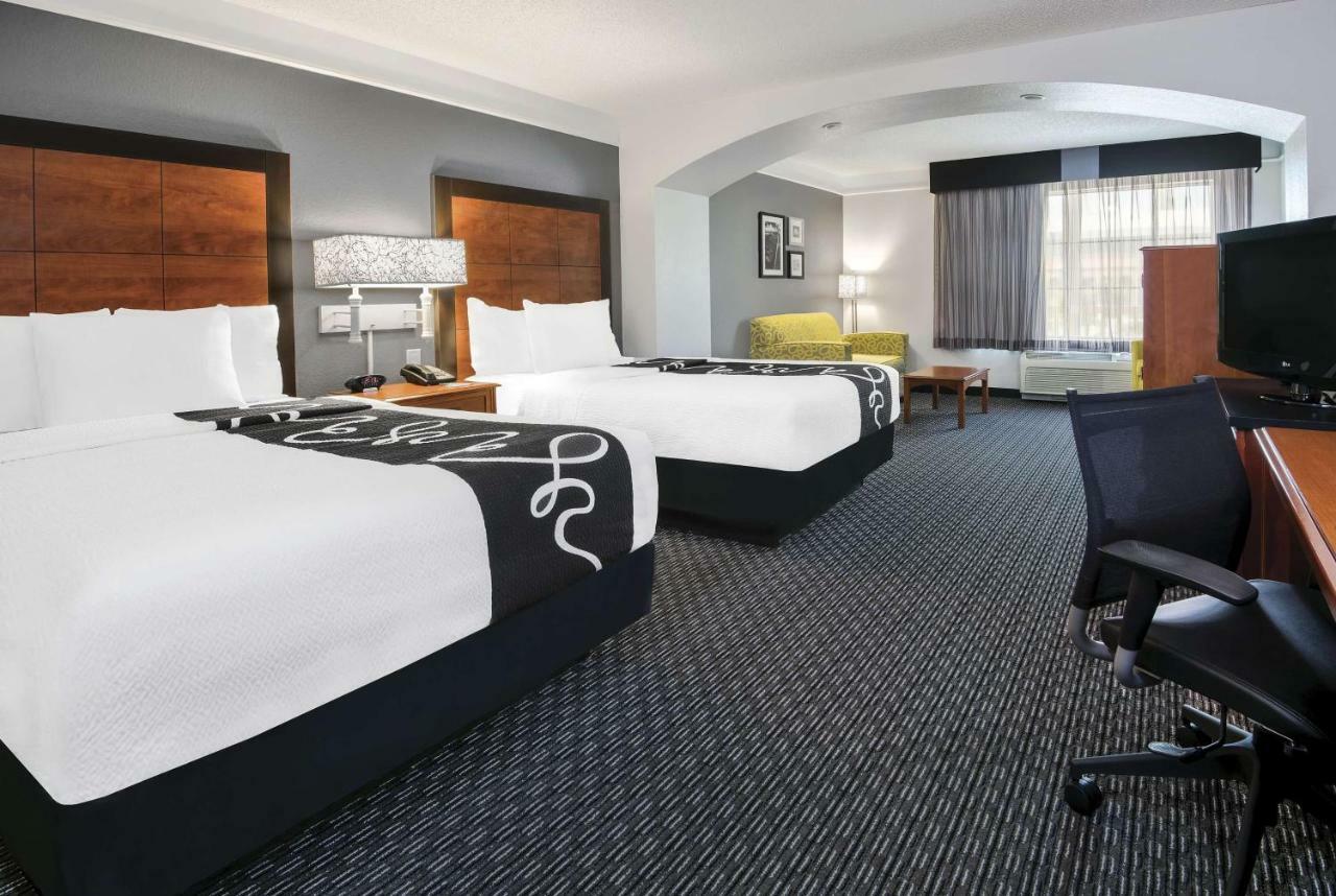 La Quinta Inn & Suites By Wyndham San Antonio Riverwalk Екстер'єр фото