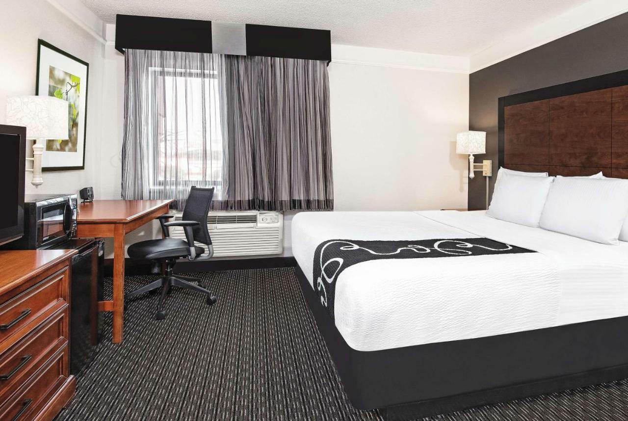 La Quinta Inn & Suites By Wyndham San Antonio Riverwalk Екстер'єр фото