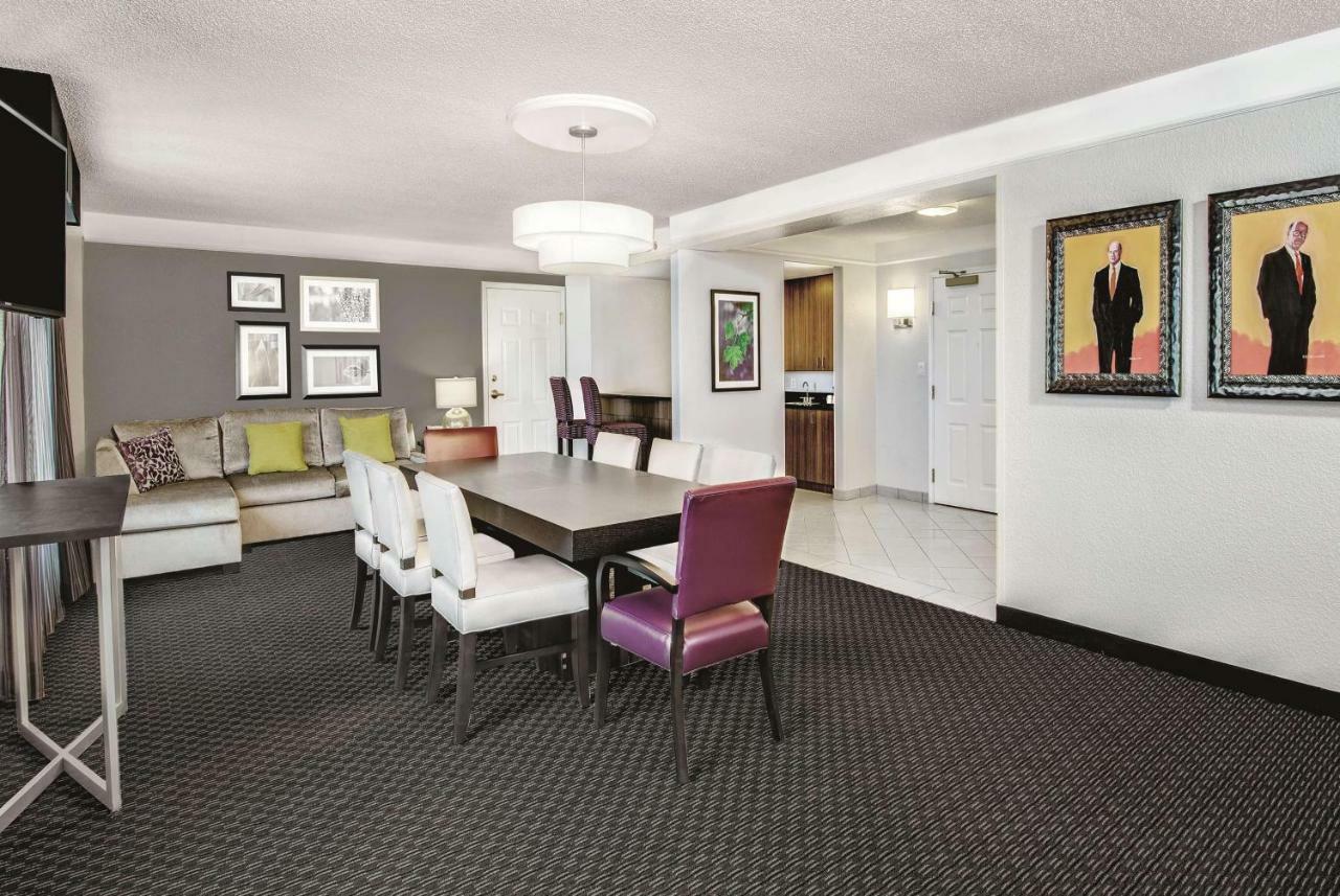 La Quinta Inn & Suites By Wyndham San Antonio Riverwalk Екстер'єр фото