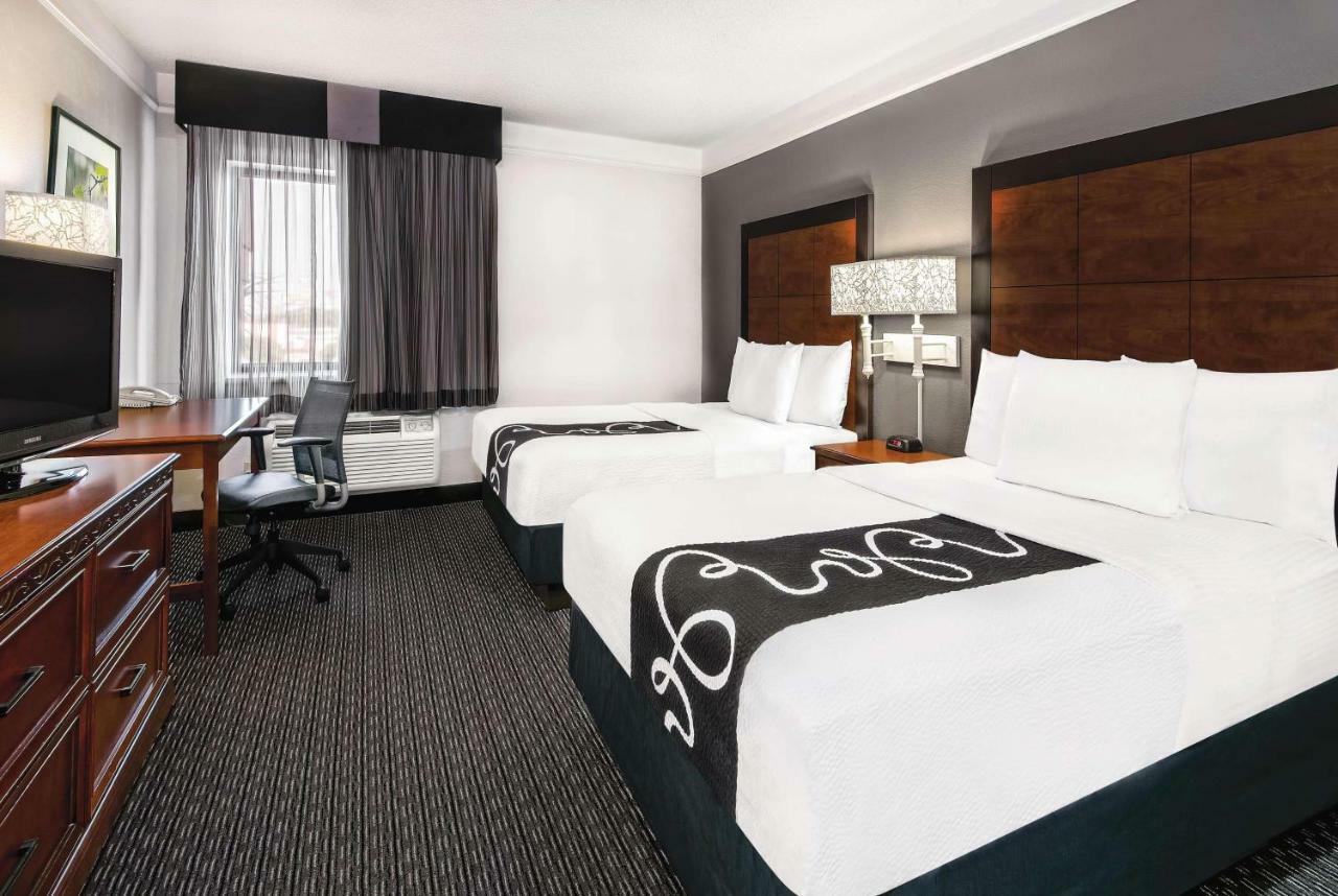 La Quinta Inn & Suites By Wyndham San Antonio Riverwalk Екстер'єр фото